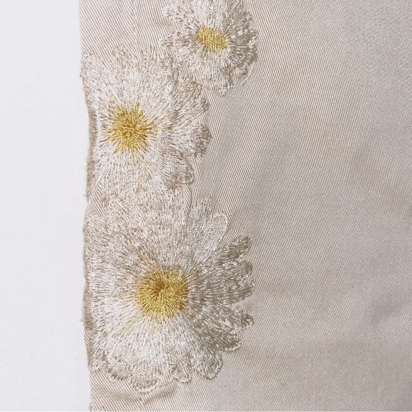 NWT daisy embroidered utility boyfriend straight leg crop khaki jeans size L - Picture 10 of 12